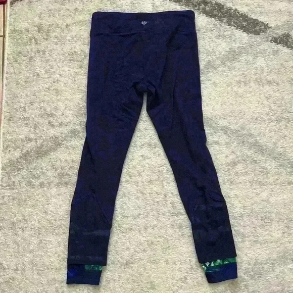 Athleta cropped leggings - Picture 5 of 7